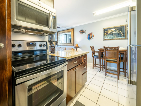 Kihei Vacation Two Bedroom Rental with Ocean Views