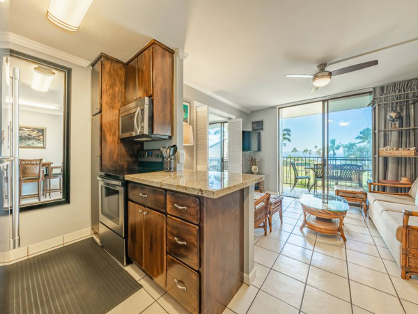 Kihei Vacation Two Bedroom Rental with Ocean Views