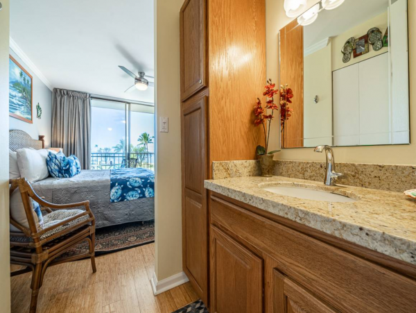 Kihei Vacation Two Bedroom Rental with Ocean Views