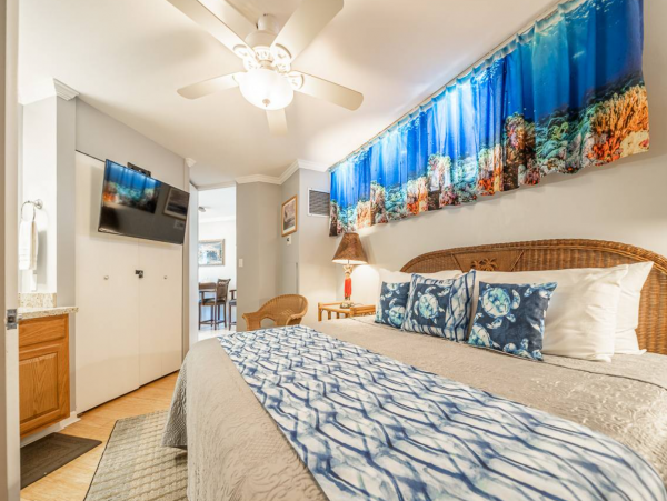 Kihei Vacation Two Bedroom Rental with Ocean Views