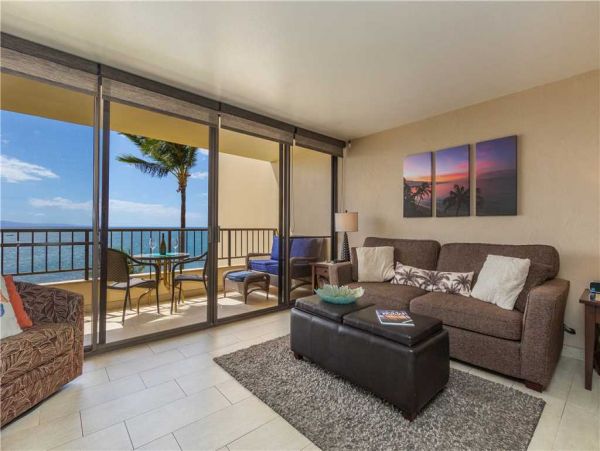 Spectacular Views Oceanfron Vacation Condo