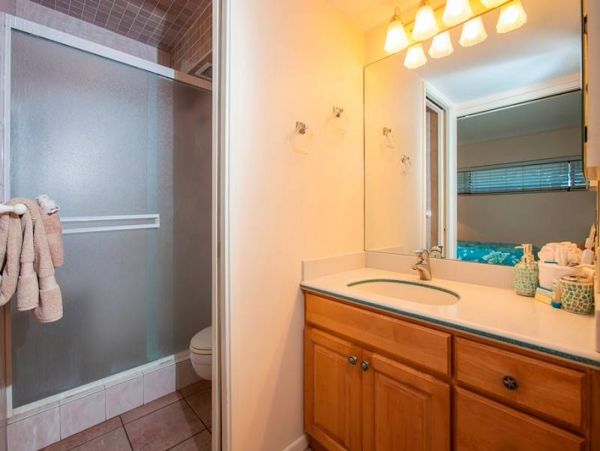Stunning Ocean Views from this Lovely Condo in Kihei