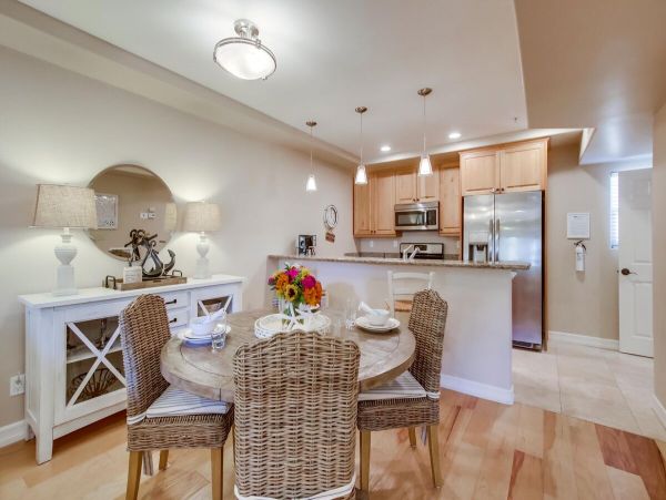La Jolla Condo 959254