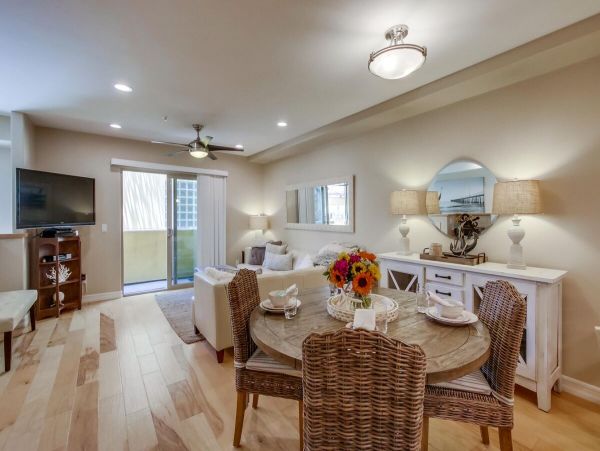 La Jolla Condo 959254