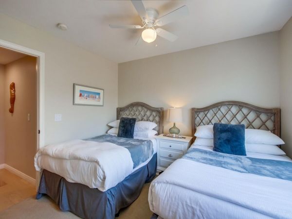 La Jolla Condo 959254