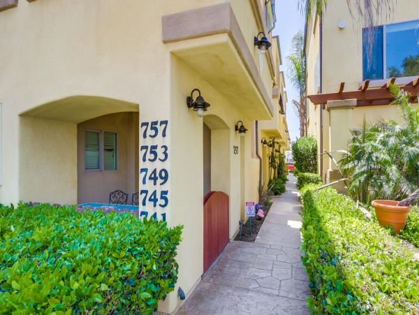 La Jolla Condo 959254
