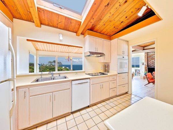 OCEAN VIEW 3 BEDROOM LA JOLLA HOME