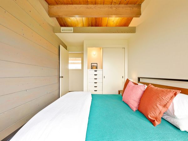 OCEAN VIEW 3 BEDROOM LA JOLLA HOME