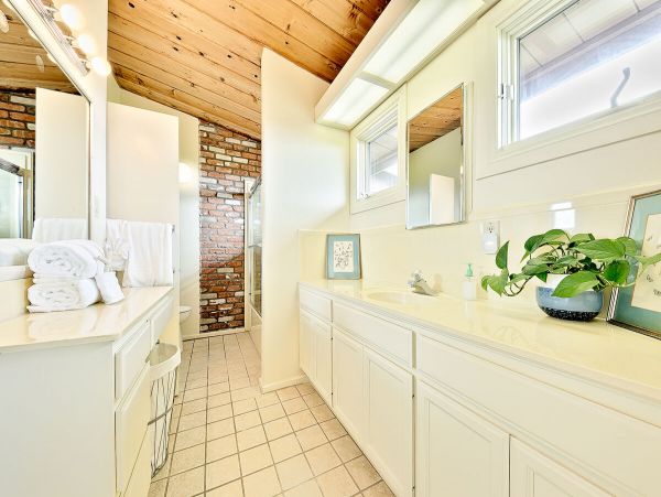 OCEAN VIEW 3 BEDROOM LA JOLLA HOME