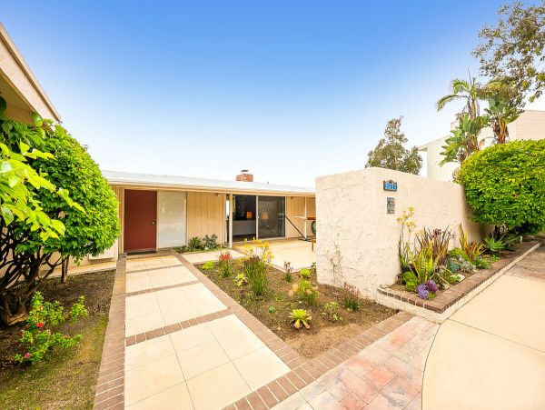 OCEAN VIEW 3 BEDROOM LA JOLLA HOME
