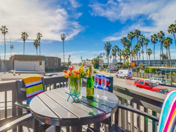 Ocean Beach 3 Bedroom Vacation Condo Partial Ocean Views