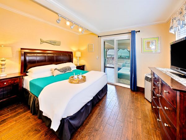 Beachside 2 Bedroom Vacation Rental