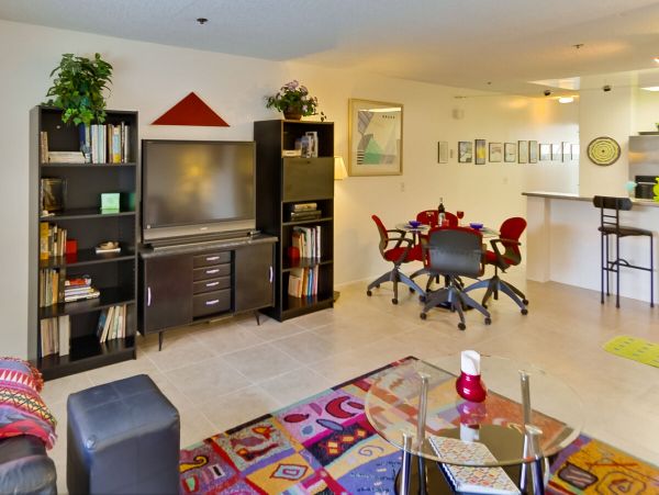 La Jolla Condo 959279