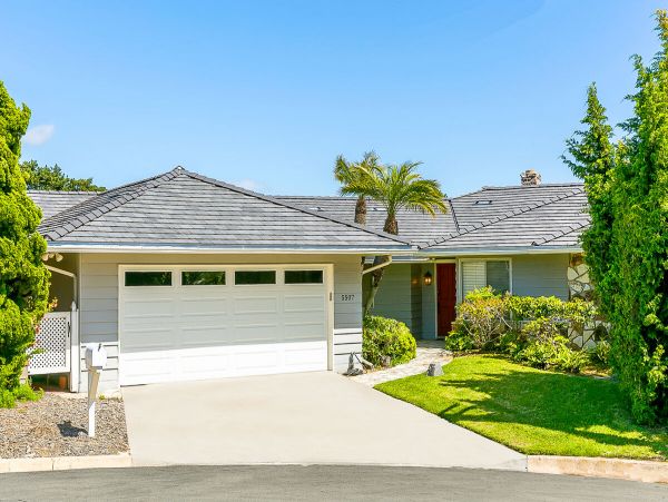 Clean and Bright with Beautiful Views