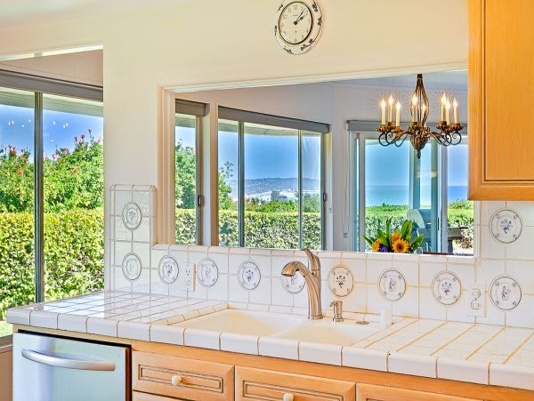 Clean and Bright with Beautiful Views