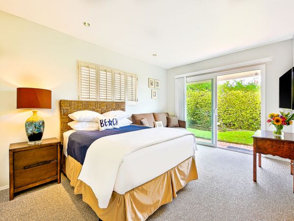Clean and Bright with Beautiful Views