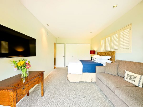 Clean and Bright with Beautiful Views