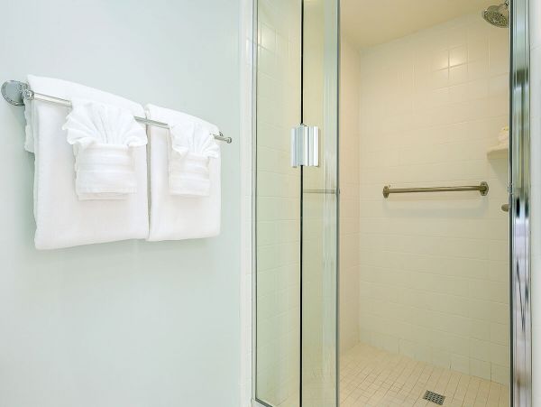 Clean and Bright with Beautiful Views