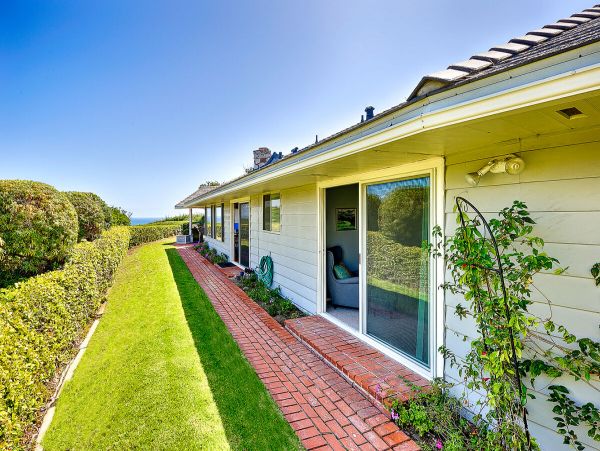 Clean and Bright with Beautiful Views