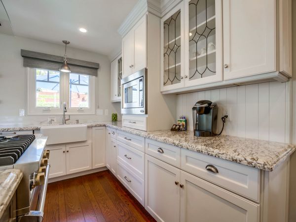 La Jolla Village Three Bedroom Villa