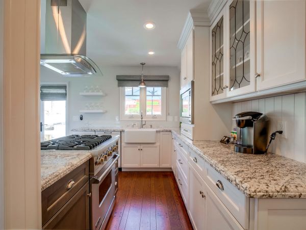 La Jolla Village Three Bedroom Villa