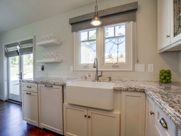 La Jolla Village Three Bedroom Villa