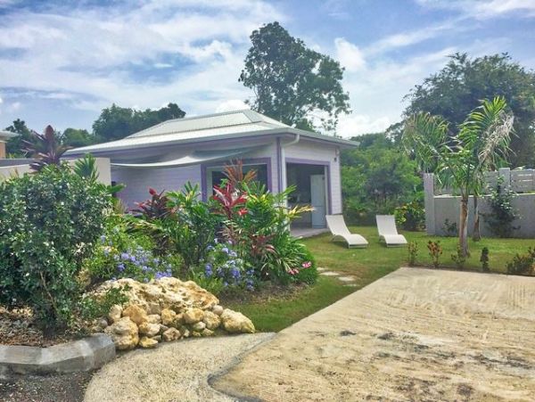 Guadeloupe Home 959285