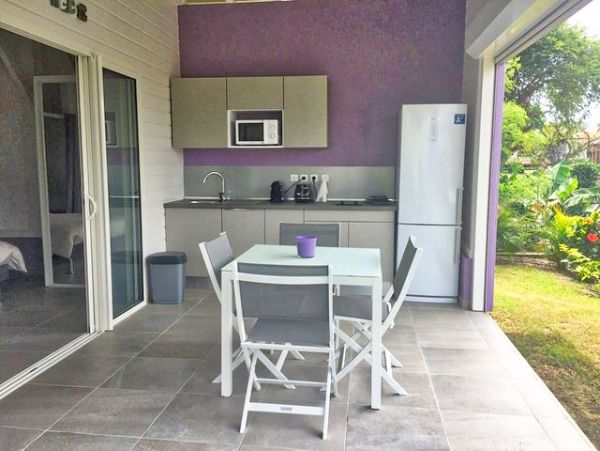 Guadeloupe Home 959285