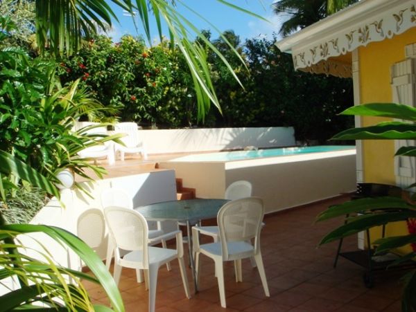 Guadeloupe Home 959286