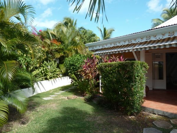 Guadeloupe Home 959286