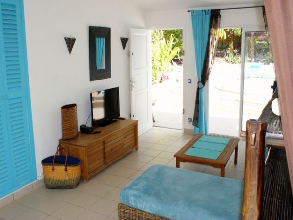 Guadeloupe Home 959287