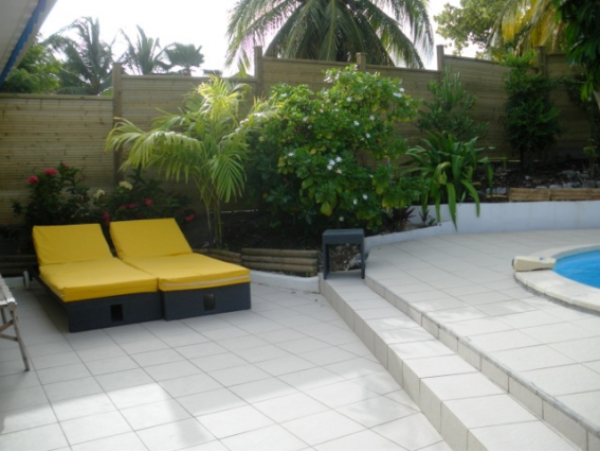 Guadeloupe Home 959287