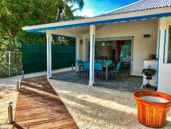 Guadeloupe Home 959288
