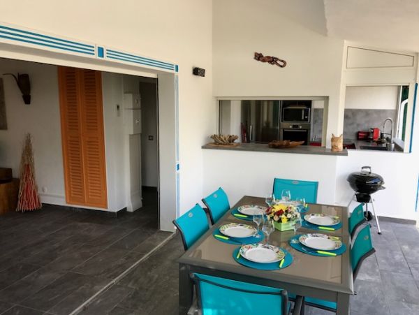 Guadeloupe Home 959288
