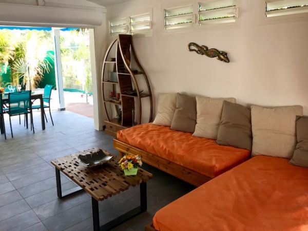 Guadeloupe Home 959288