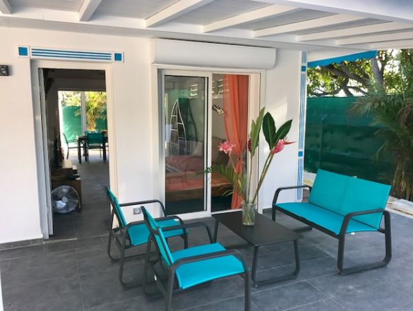 Guadeloupe Home 959288