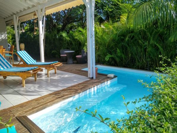 Guadeloupe Home 959293