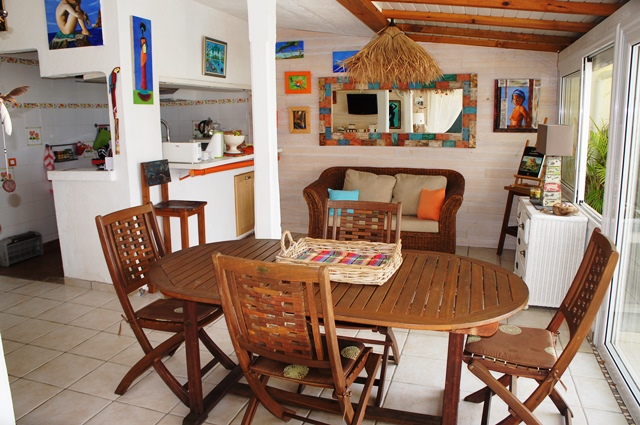 Guadeloupe Home 959295