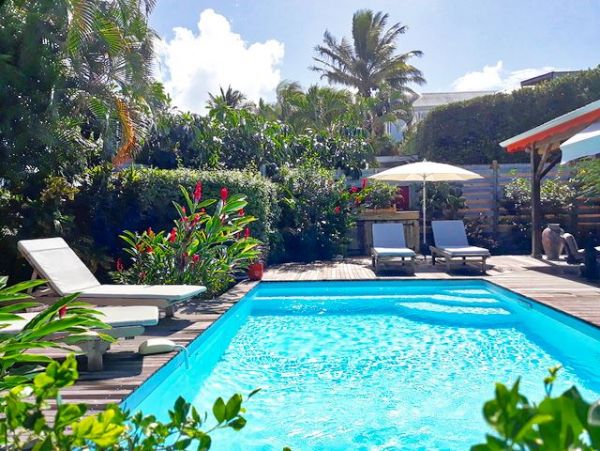 Guadeloupe Home 959297