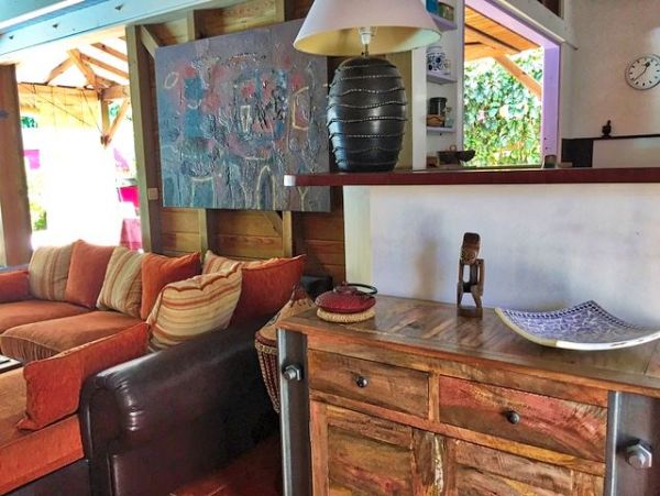 Guadeloupe Home 959297