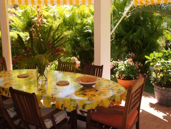 Guadeloupe Home 959298