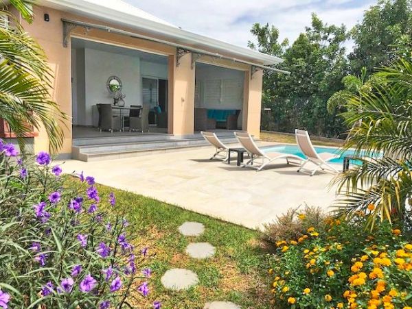 Guadeloupe Home 959299
