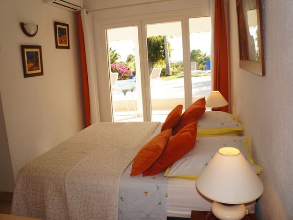 Guadeloupe Home 959300