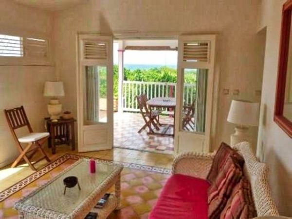 Guadeloupe Home 959303