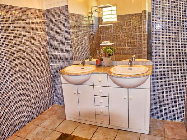 Guadeloupe Home 959304