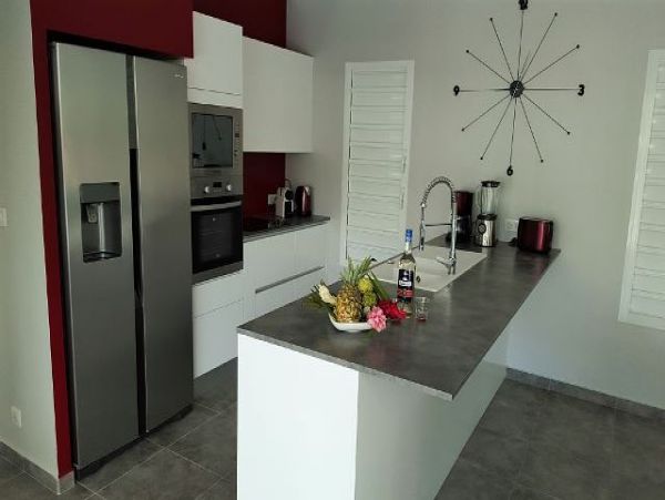 Guadeloupe Home 959312