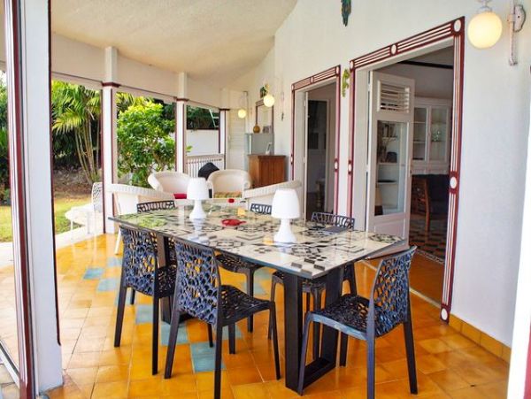 Guadeloupe Home 959313