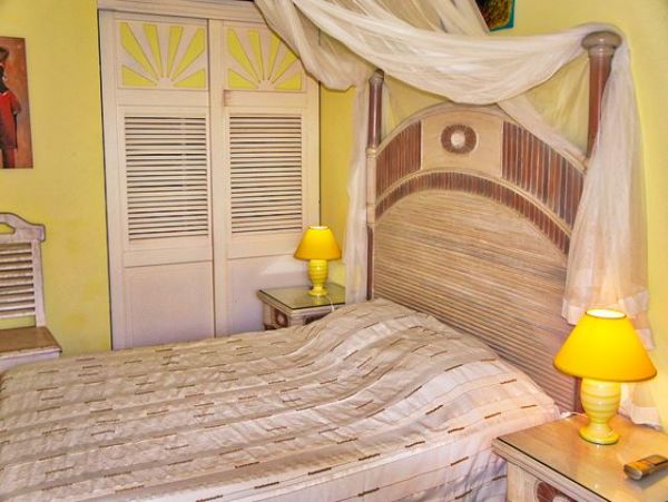 Guadeloupe Home 959313