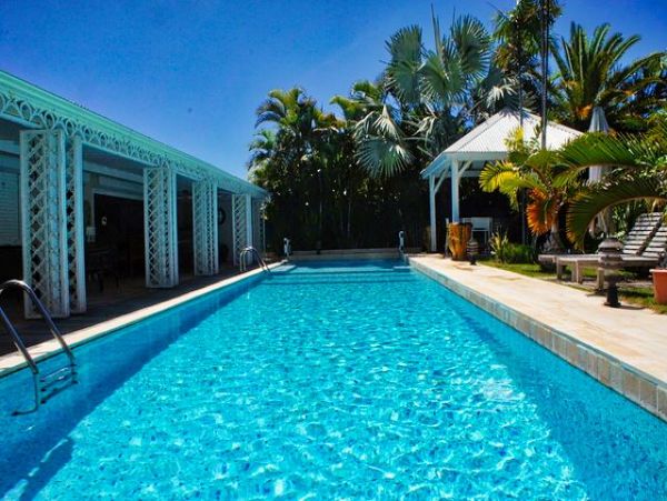 Guadeloupe Home 959316