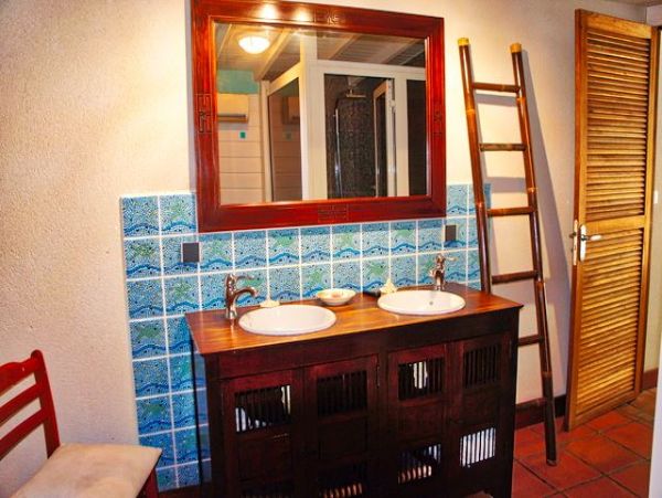 Guadeloupe Home 959316